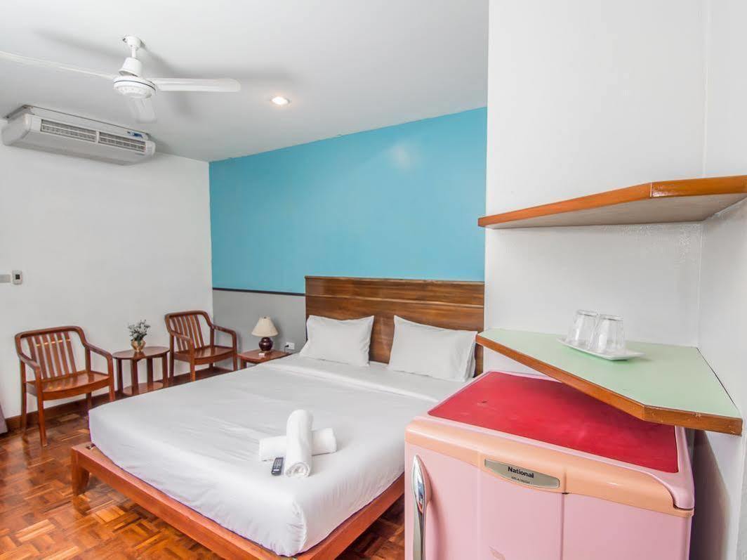 Sutus Court 4 Hotel Pattaya Exterior photo